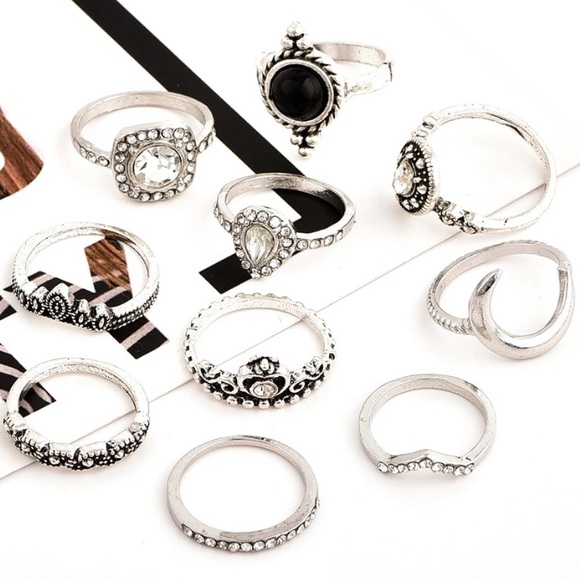 🎯 3/$20 10 Piece set Boho Retro Silver Ring Set - Picture 4 of 6
